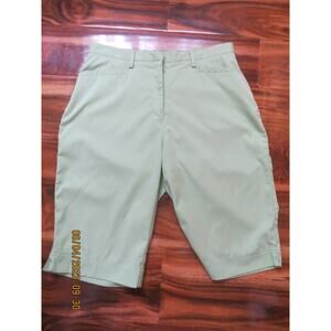 FAIRWAY Golf Shorts‎ Women Size 6 Light Green